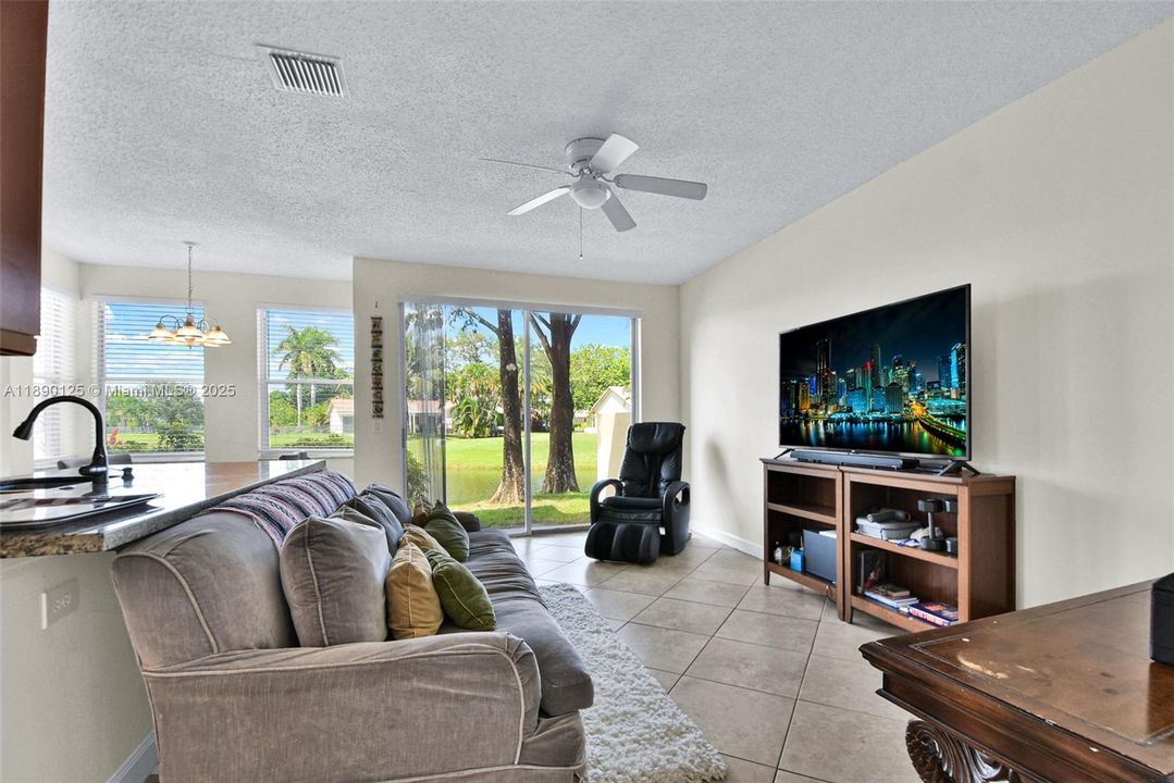 В аренду: $3,875 (4 спален, 2 ванн, 2059 Квадратных фут)