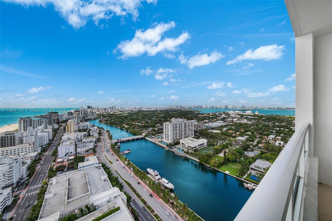 For Sale: $950,000 (0 beds, 1 baths, 526 Square Feet)