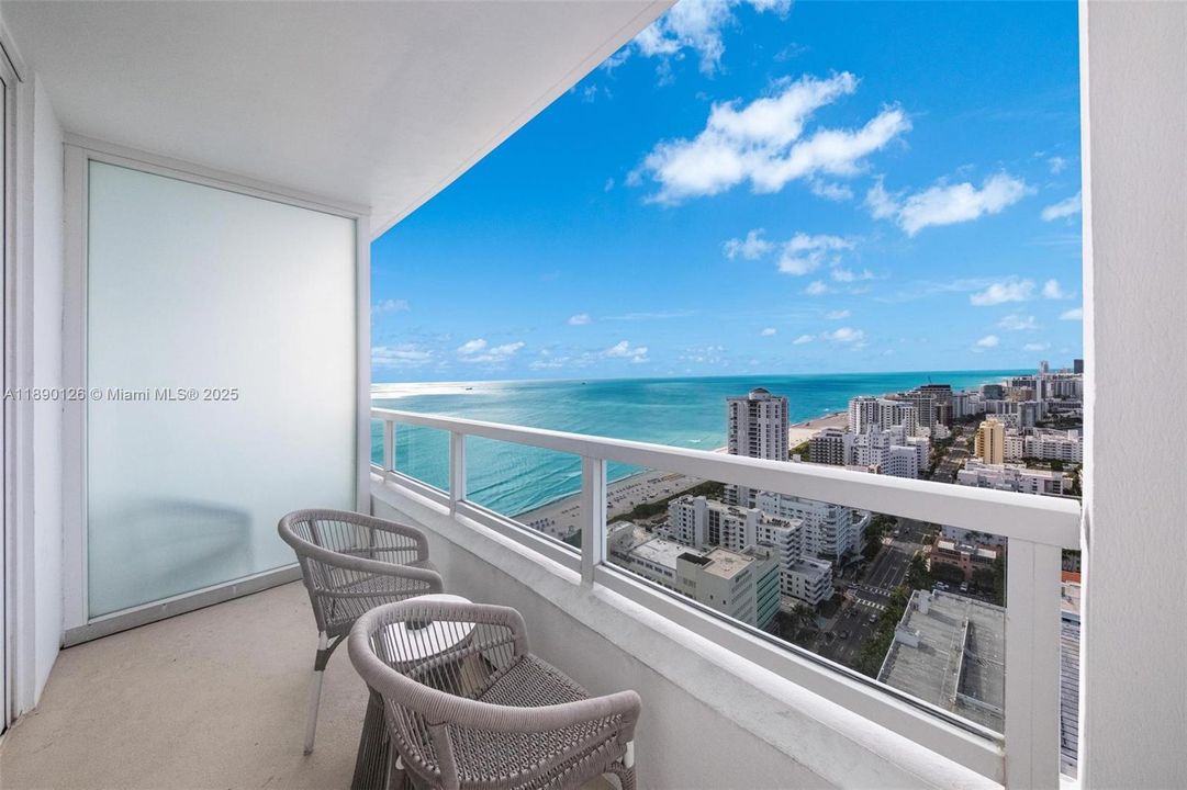 For Sale: $950,000 (0 beds, 1 baths, 526 Square Feet)