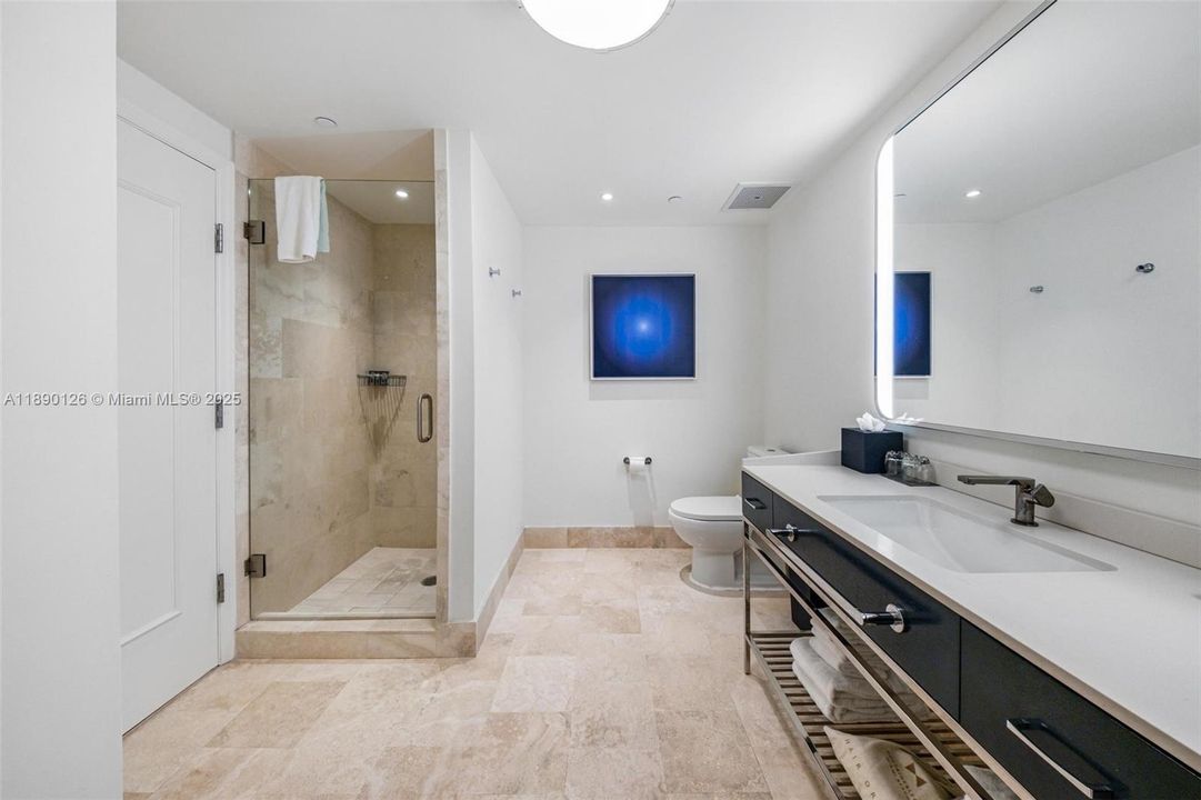 For Sale: $950,000 (0 beds, 1 baths, 526 Square Feet)