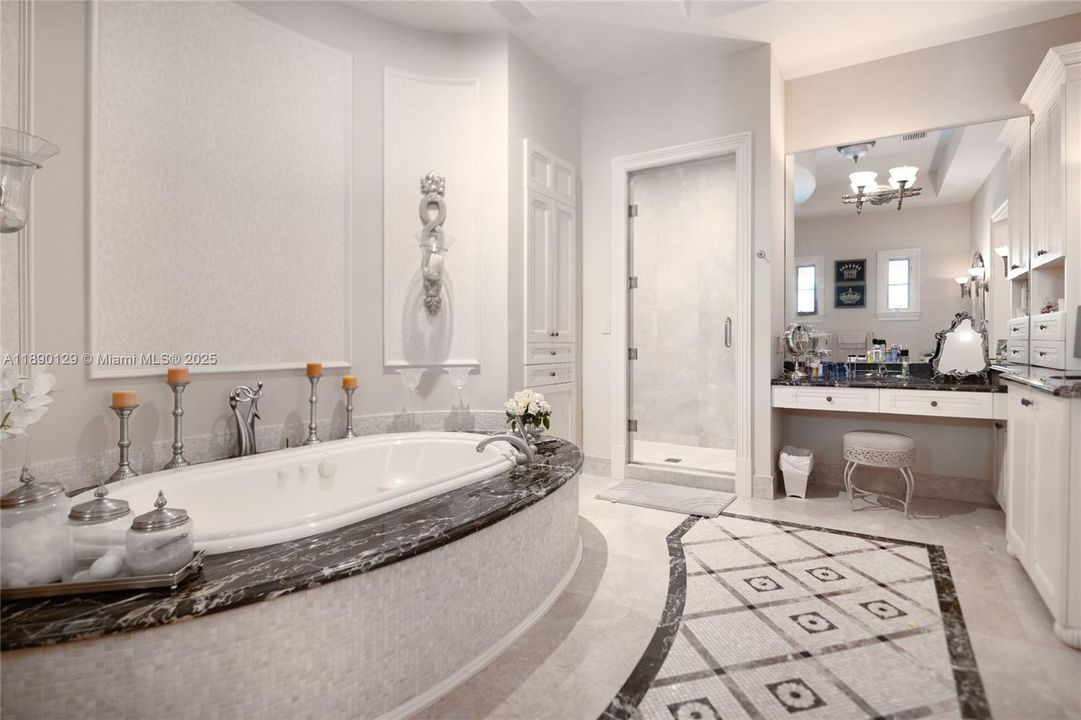 For Sale: $6,200,000 (7 beds, 7 baths, 6631 Square Feet)