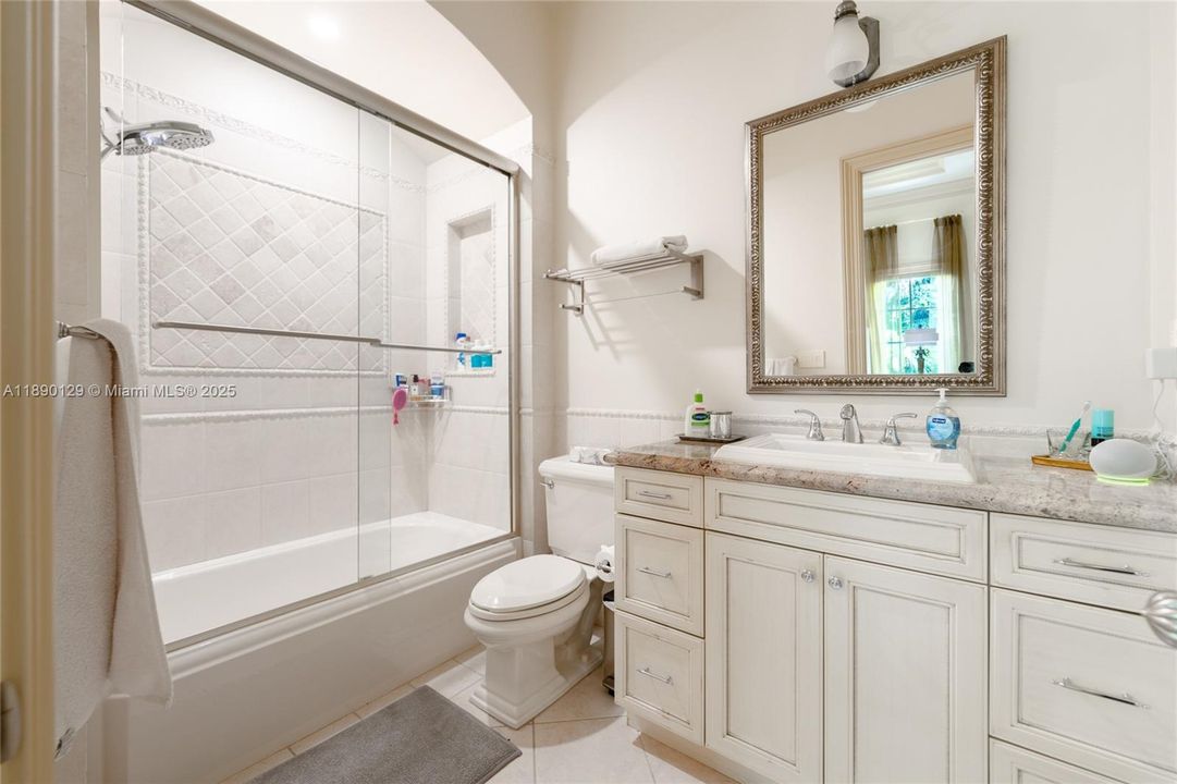 For Sale: $6,200,000 (7 beds, 7 baths, 6631 Square Feet)