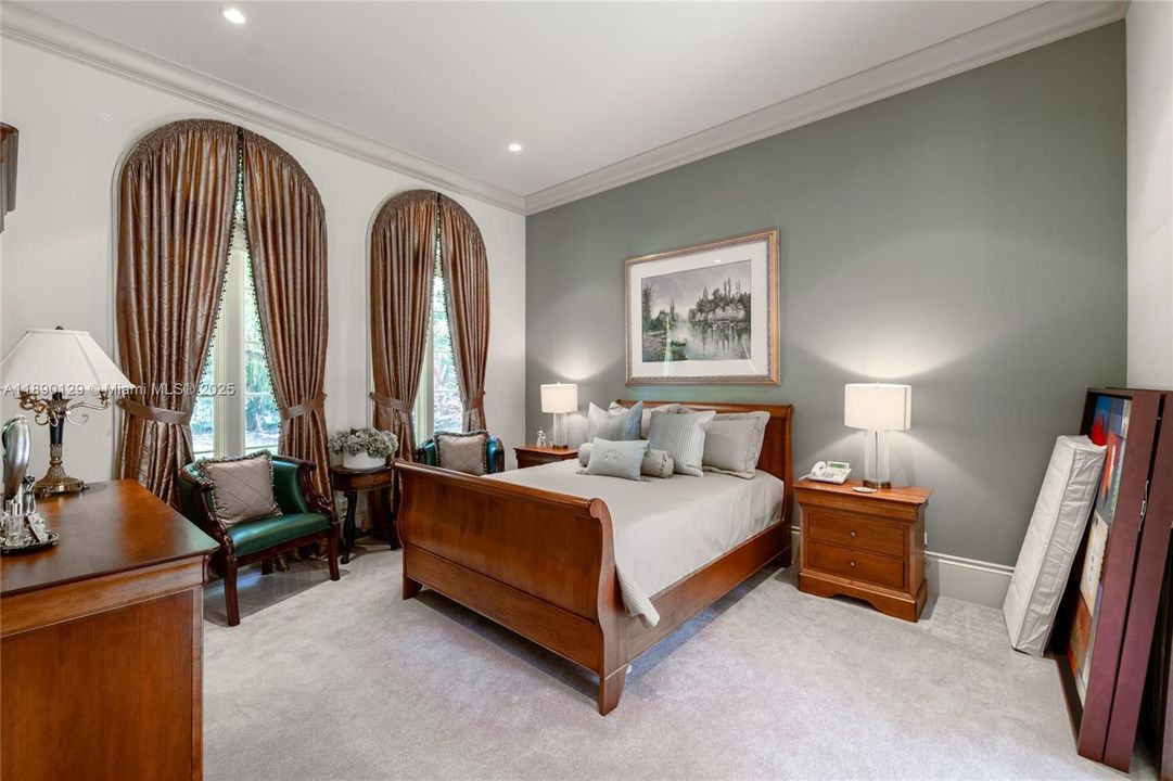 For Sale: $6,200,000 (7 beds, 7 baths, 6631 Square Feet)