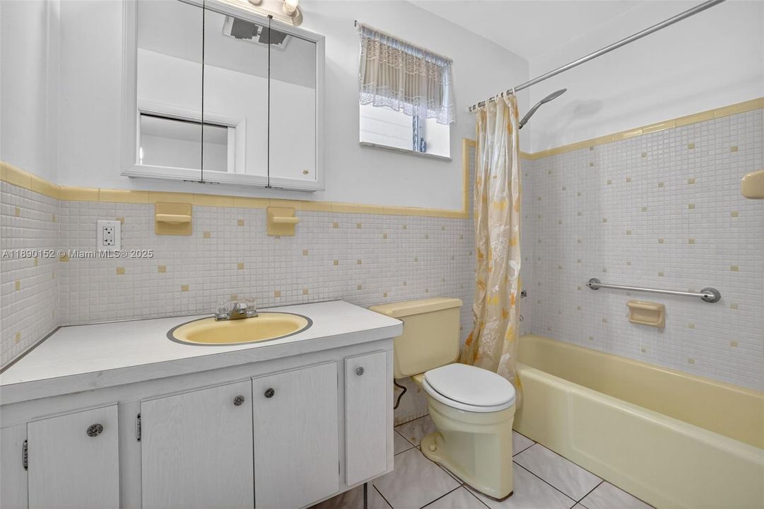 En Venta: $49,999 (1 camas, 1 baños, 883 Pies cuadrados)