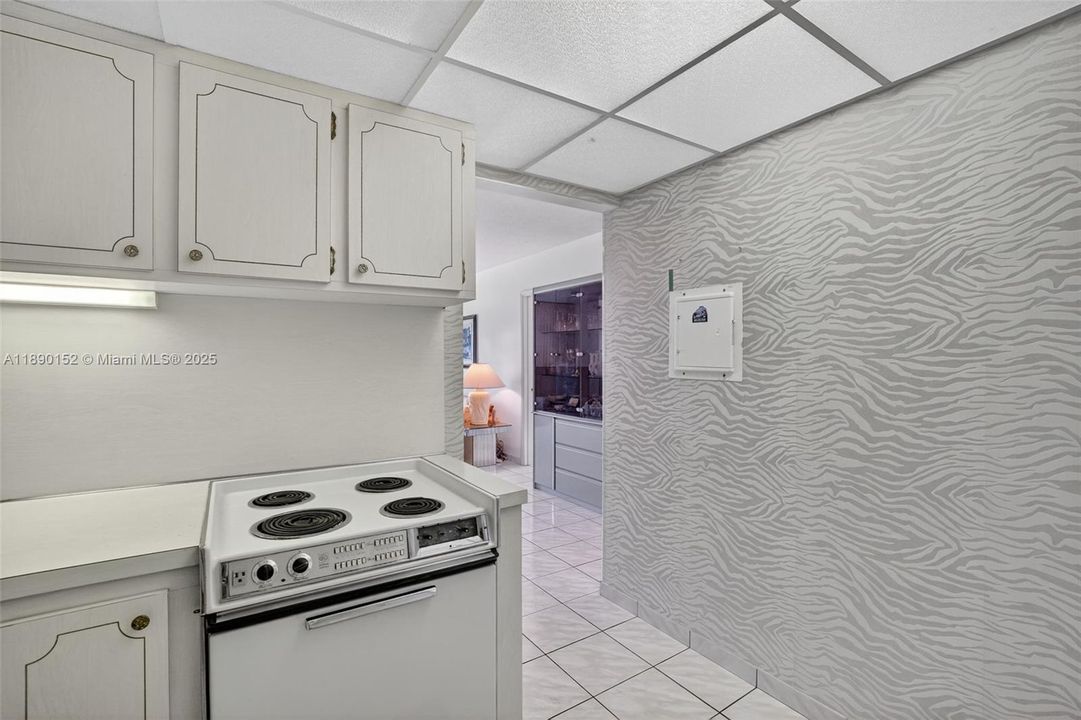 En Venta: $49,999 (1 camas, 1 baños, 883 Pies cuadrados)