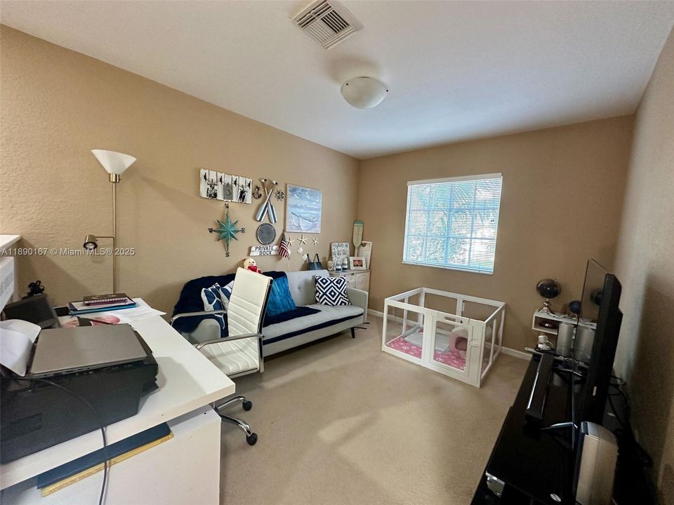 Недавно арендовано: $2,690 (3 спален, 2 ванн, 1850 Квадратных фут)