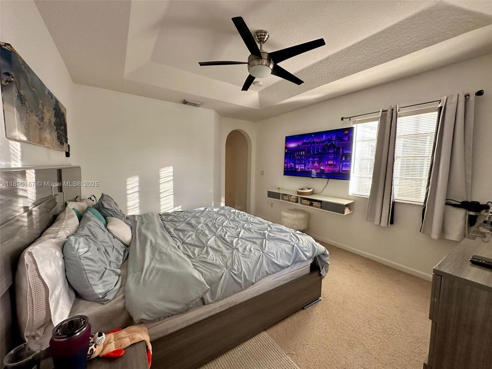 Недавно арендовано: $2,690 (3 спален, 2 ванн, 1850 Квадратных фут)