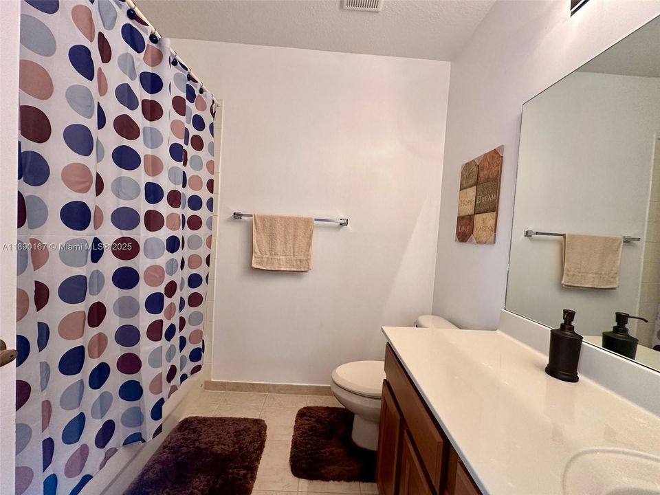 Недавно арендовано: $2,690 (3 спален, 2 ванн, 1850 Квадратных фут)