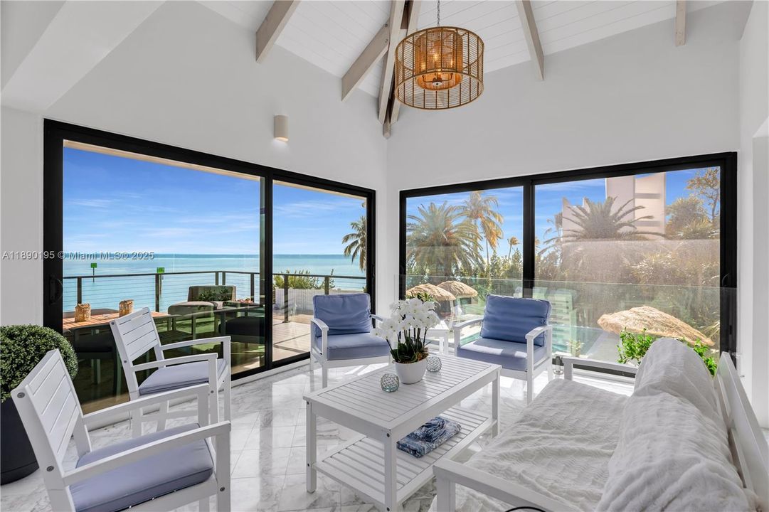 For Sale: $7,995,000 (4 beds, 5 baths, 4048 Square Feet)