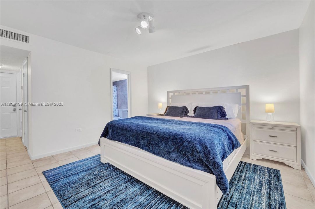 В аренду: $3,150 (2 спален, 2 ванн, 860 Квадратных фут)