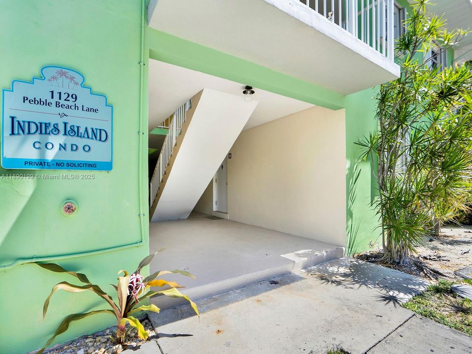 В аренду: $3,150 (2 спален, 2 ванн, 860 Квадратных фут)