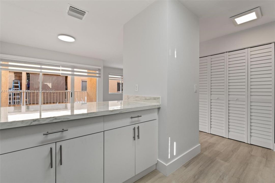 Недавно арендовано: $2,500 (3 спален, 2 ванн, 1220 Квадратных фут)