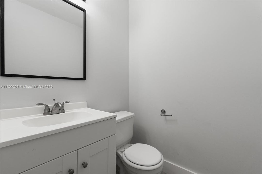 Недавно арендовано: $2,500 (3 спален, 2 ванн, 1220 Квадратных фут)