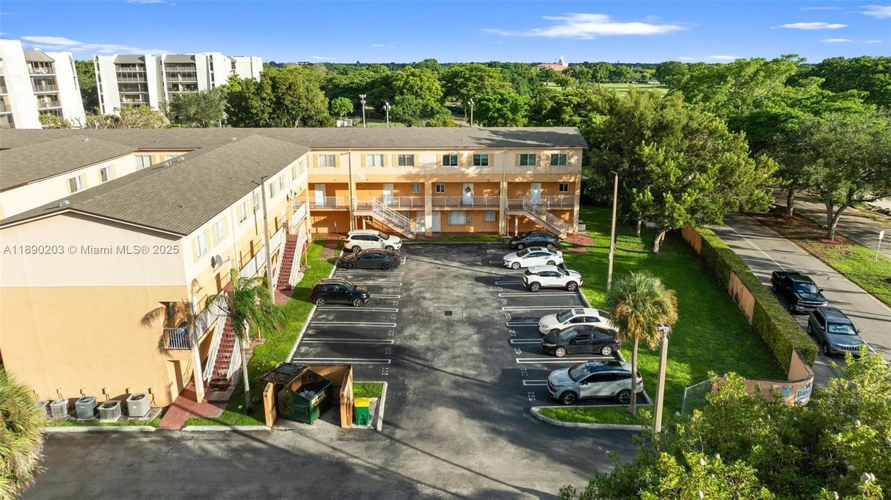 Недавно арендовано: $2,500 (3 спален, 2 ванн, 1220 Квадратных фут)