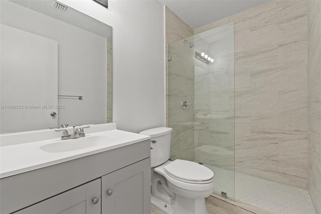 Недавно арендовано: $2,500 (3 спален, 2 ванн, 1220 Квадратных фут)