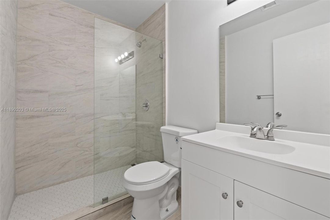 Недавно арендовано: $2,500 (3 спален, 2 ванн, 1220 Квадратных фут)