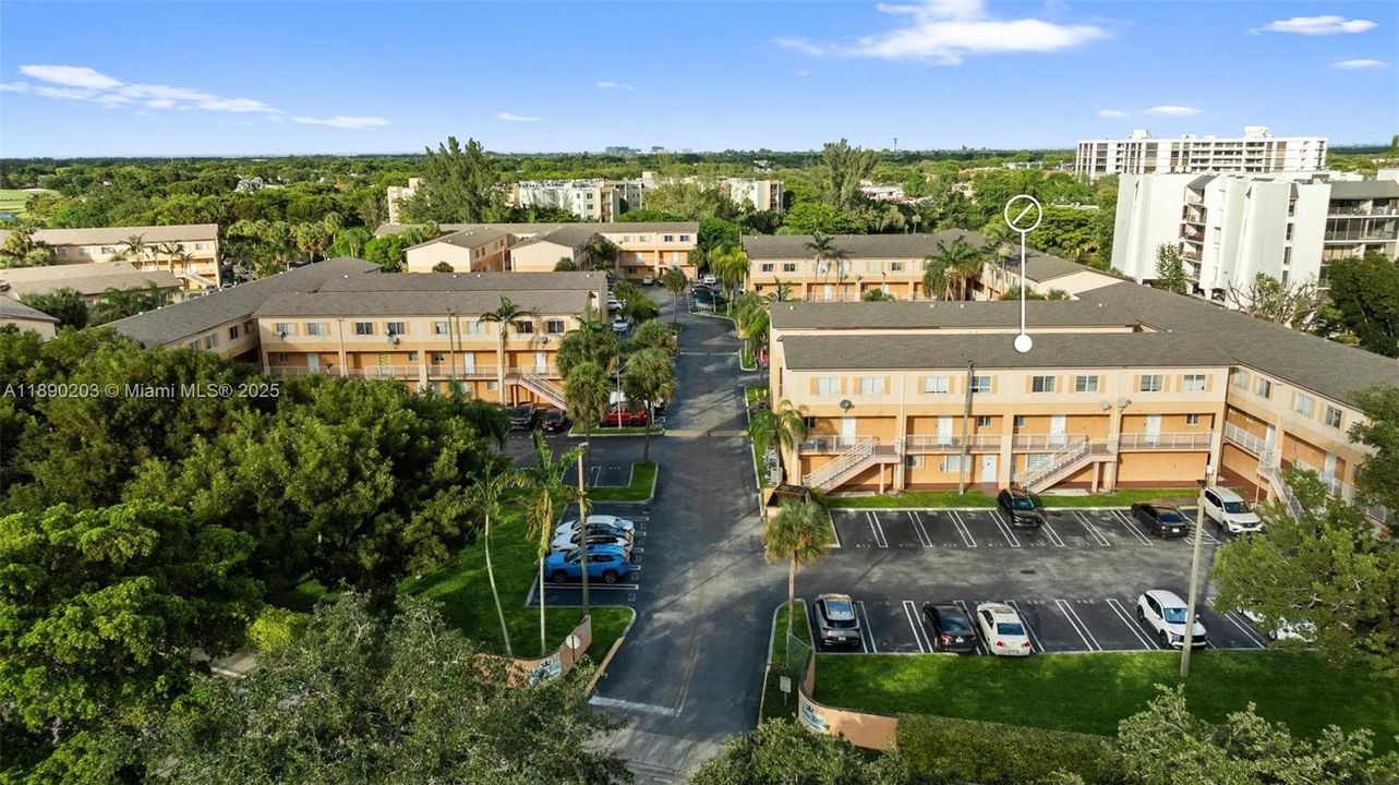 Недавно арендовано: $2,500 (3 спален, 2 ванн, 1220 Квадратных фут)