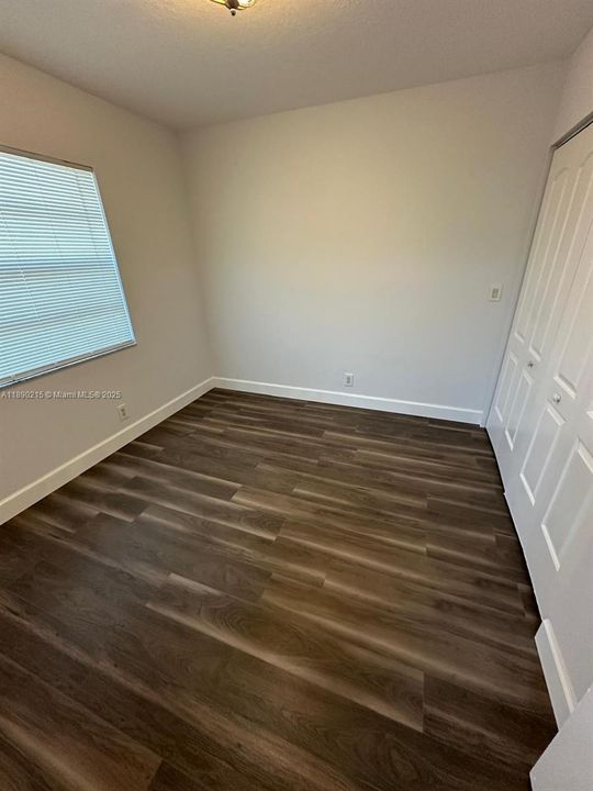 Active With Contract: $2,000 (2 beds, 2 baths, 767 Square Feet)