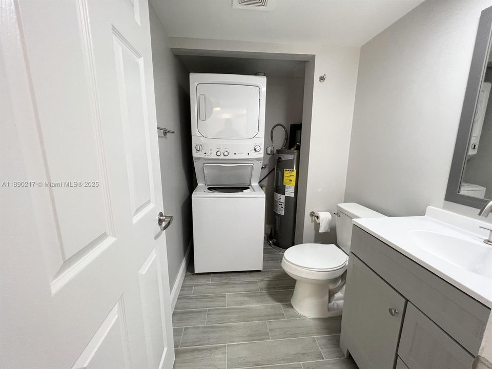 Recientemente alquilado: $2,600 (2 camas, 2 baños, 1236 Pies cuadrados)