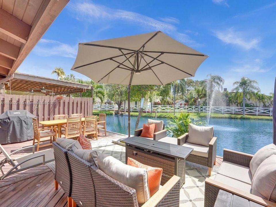 En Venta: $699,000 (0.04 acres)