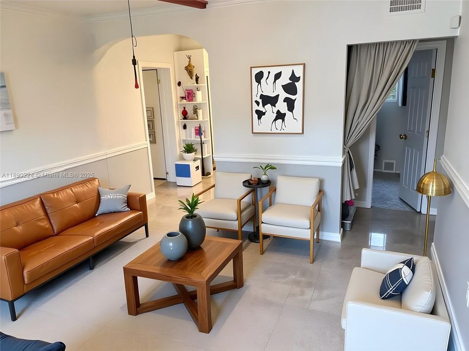 Active With Contract: $550,000 (3 beds, 2 baths, 866 Square Feet)