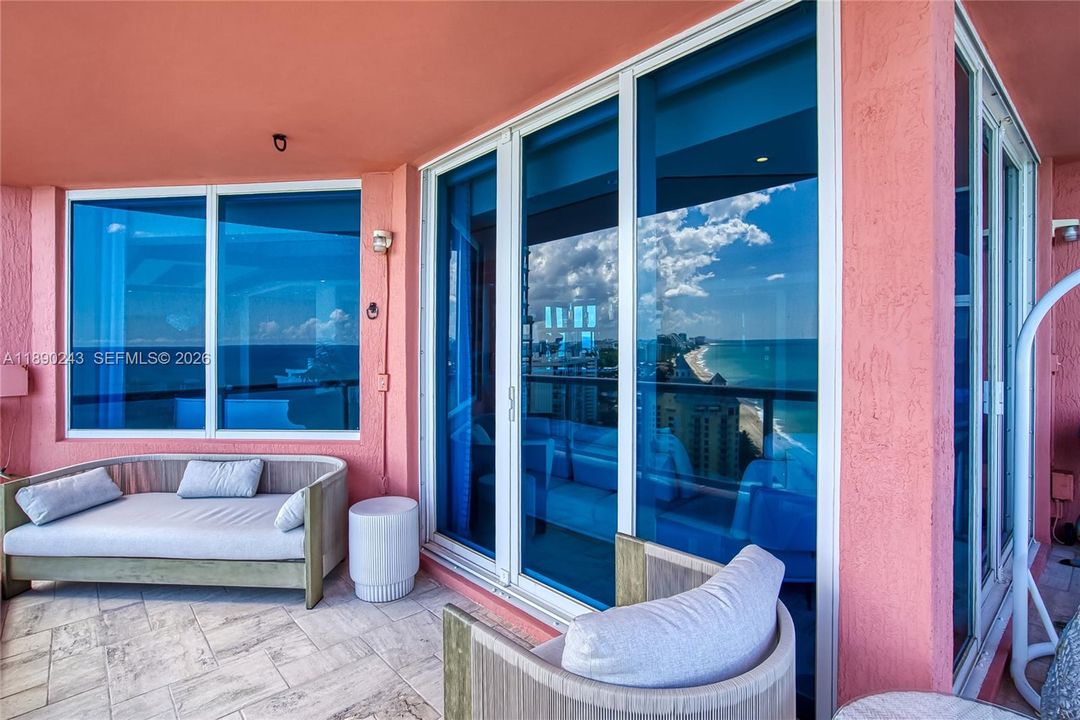 Active With Contract: $10,500 (3 beds, 2 baths, 2623 Square Feet)