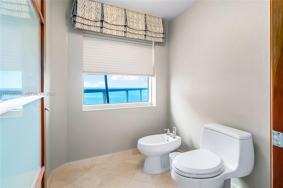 Active With Contract: $10,500 (3 beds, 2 baths, 2623 Square Feet)
