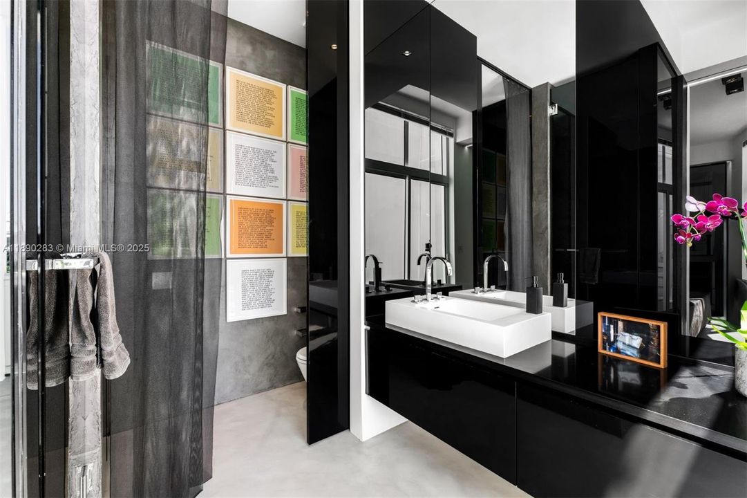 For Sale: $3,425,000 (2 beds, 2 baths, 2143 Square Feet)