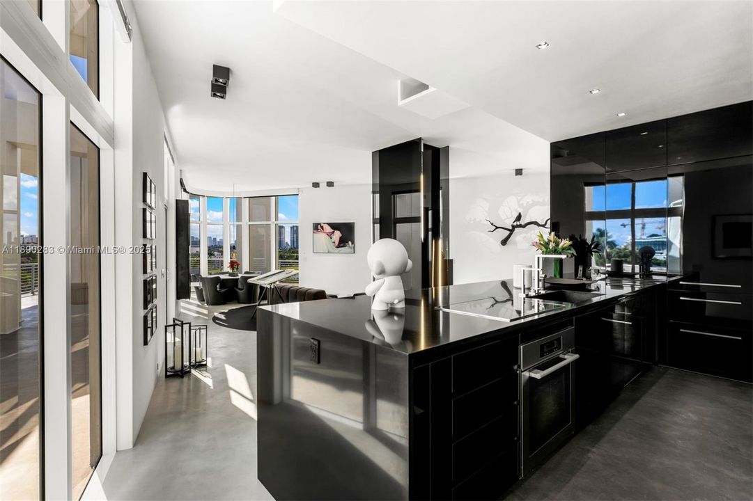 For Sale: $3,425,000 (2 beds, 2 baths, 2143 Square Feet)