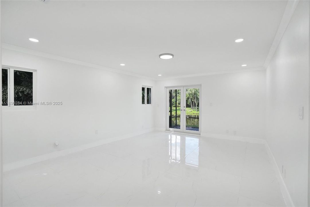 待售: $1,885,000 (4 贝兹, 3 浴室, 4797 平方英尺)