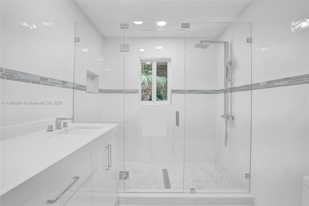 待售: $1,885,000 (4 贝兹, 3 浴室, 4797 平方英尺)