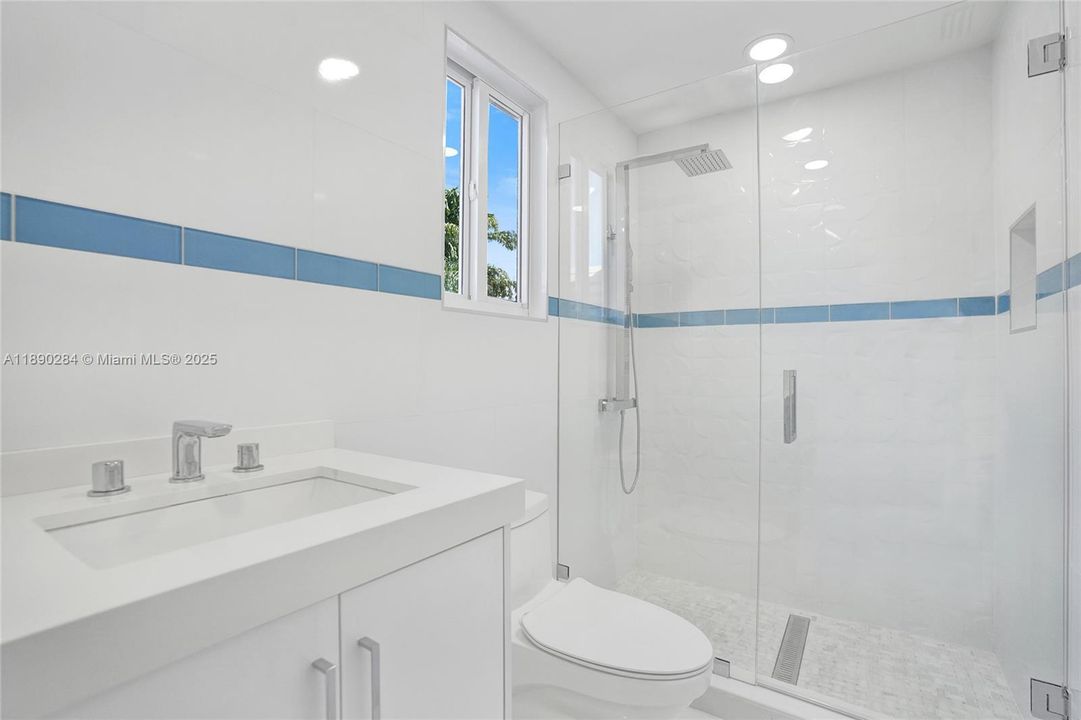 待售: $1,885,000 (4 贝兹, 3 浴室, 4797 平方英尺)