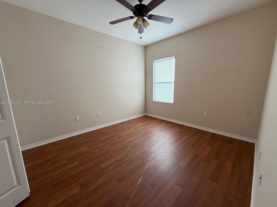 На продажу: $445,000 (5 спален, 3 ванн, 2908 Квадратных фут)