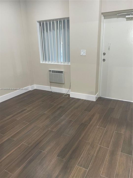 合同活跃: $549,000 (0 贝兹, 0 浴室, 0 平方英尺)