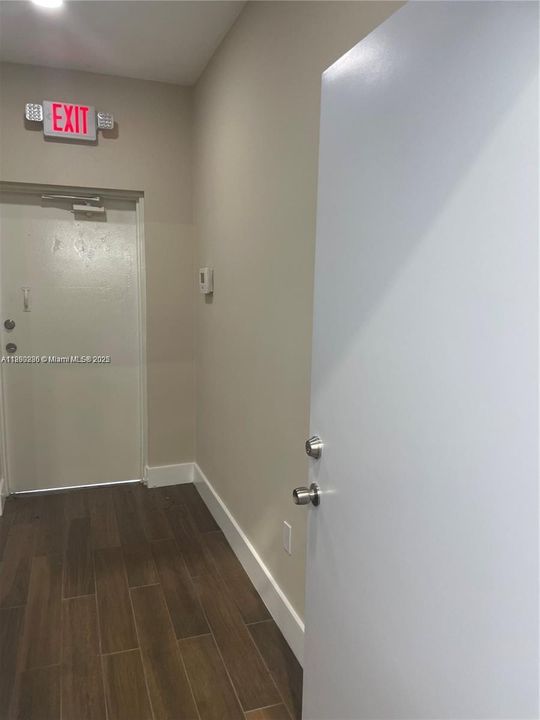 合同活跃: $549,000 (0 贝兹, 0 浴室, 0 平方英尺)