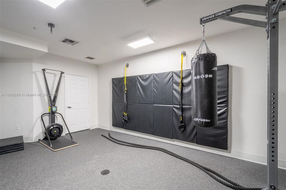 待售: $650,000 (3 贝兹, 3 浴室, 1600 平方英尺)