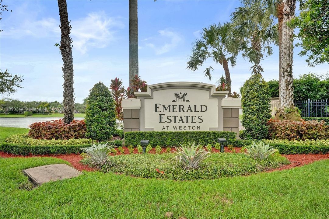 最近租的: $3,900 (3 贝兹, 2 浴室, 1416 平方英尺)