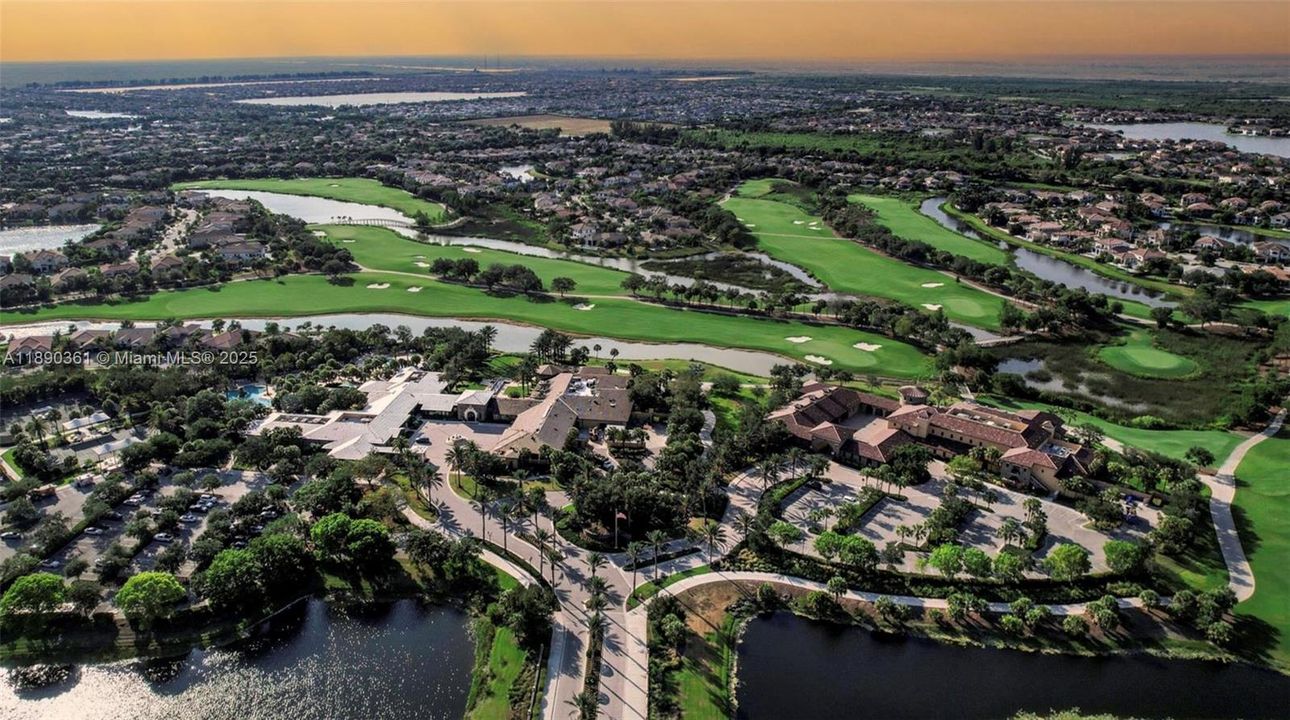 На продажу: $2,399,000 (5 спален, 3 ванн, 3143 Квадратных фут)