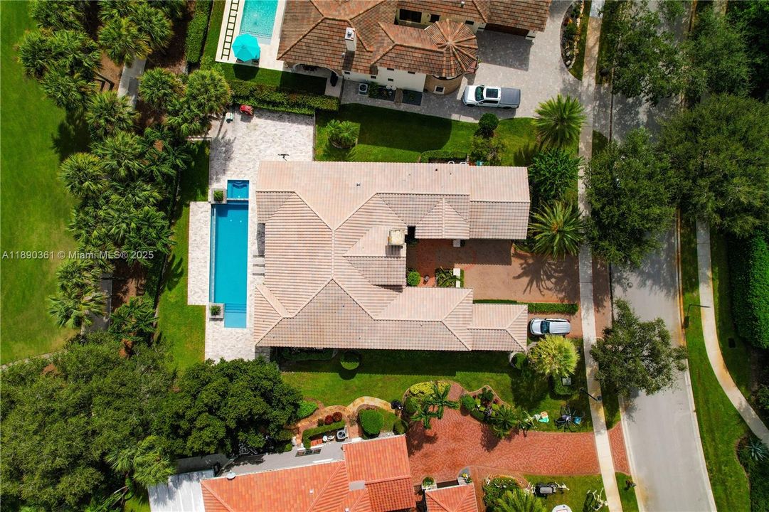 На продажу: $2,399,000 (5 спален, 3 ванн, 3143 Квадратных фут)