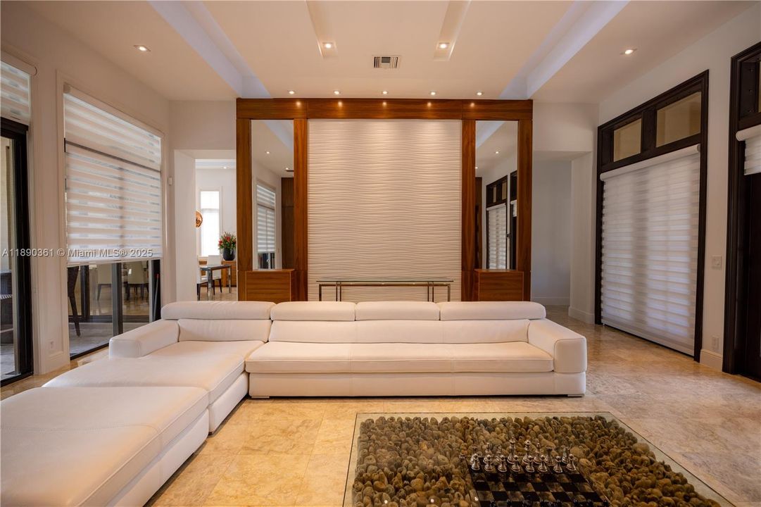 На продажу: $2,399,000 (5 спален, 3 ванн, 3143 Квадратных фут)