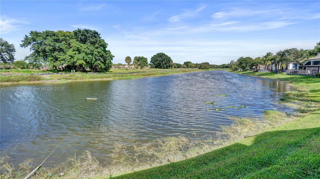 Recently Sold: $1,500,000 (6 beds, 4 baths, 3756 Square Feet)