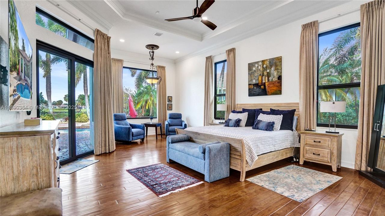 Recently Sold: $1,500,000 (6 beds, 4 baths, 3756 Square Feet)