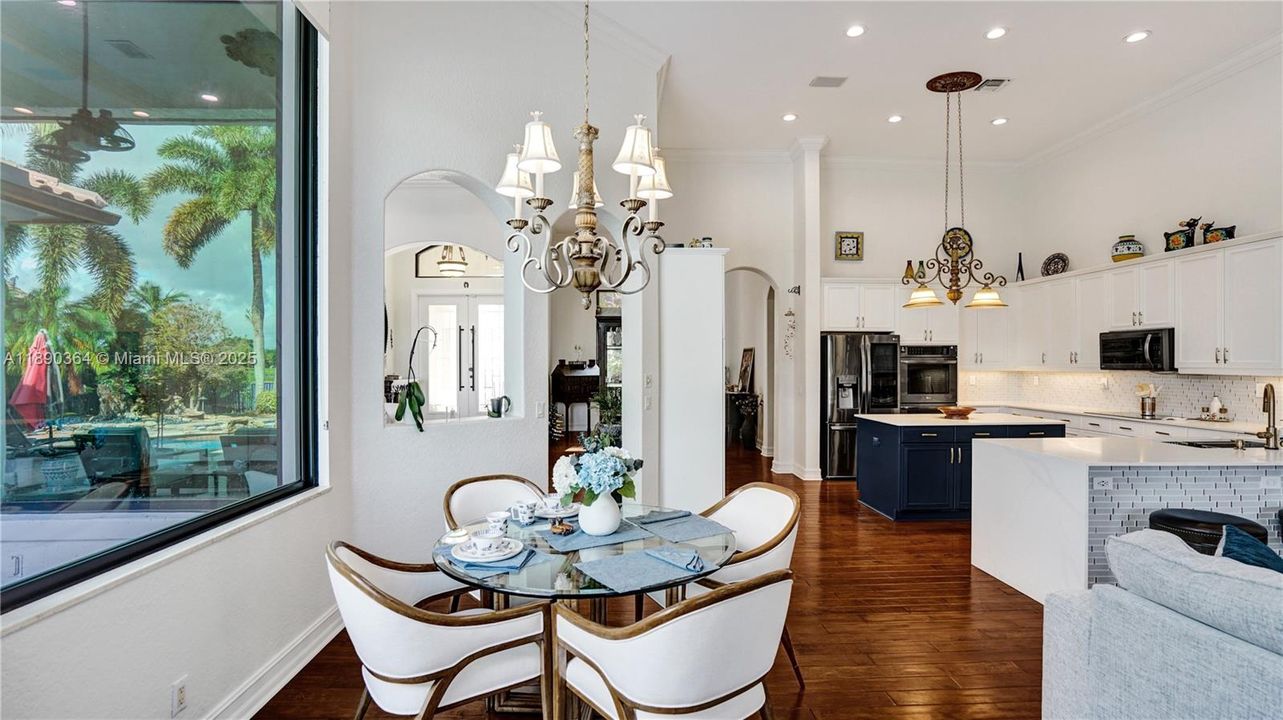 Recently Sold: $1,500,000 (6 beds, 4 baths, 3756 Square Feet)