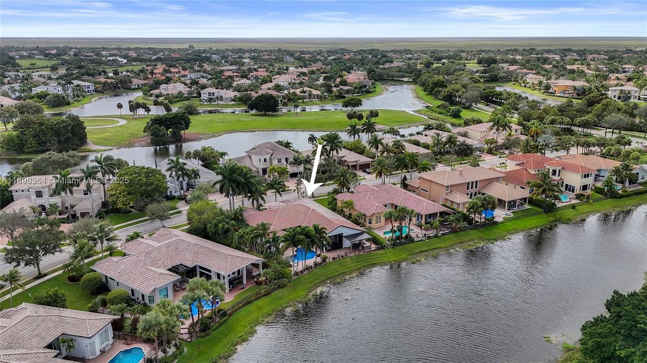 Recently Sold: $1,500,000 (6 beds, 4 baths, 3756 Square Feet)