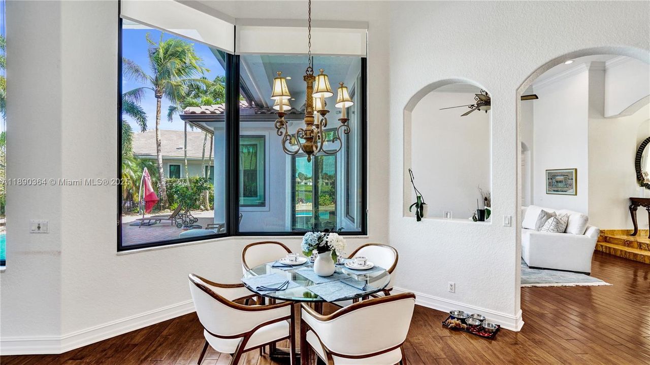 Recently Sold: $1,500,000 (6 beds, 4 baths, 3756 Square Feet)