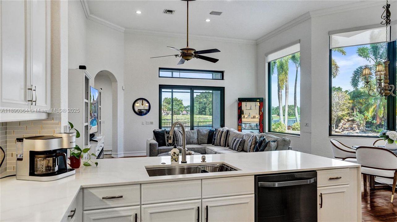 Recently Sold: $1,500,000 (6 beds, 4 baths, 3756 Square Feet)