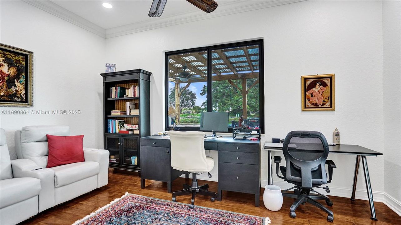 Recently Sold: $1,500,000 (6 beds, 4 baths, 3756 Square Feet)