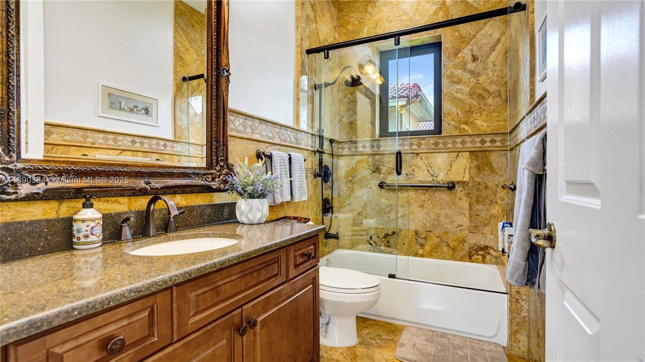 Recently Sold: $1,500,000 (6 beds, 4 baths, 3756 Square Feet)