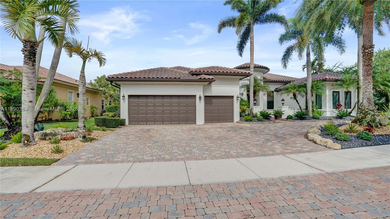 Recently Sold: $1,500,000 (6 beds, 4 baths, 3756 Square Feet)