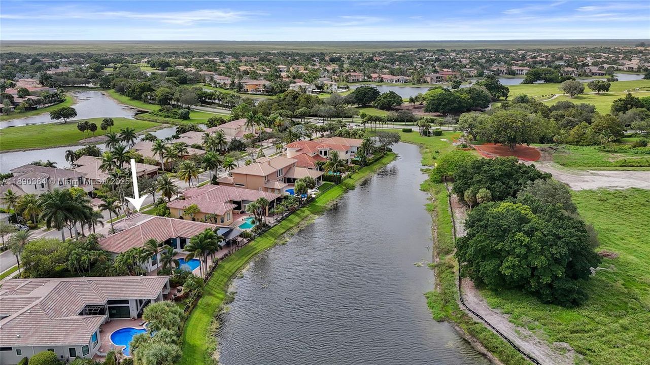 Recently Sold: $1,500,000 (6 beds, 4 baths, 3756 Square Feet)